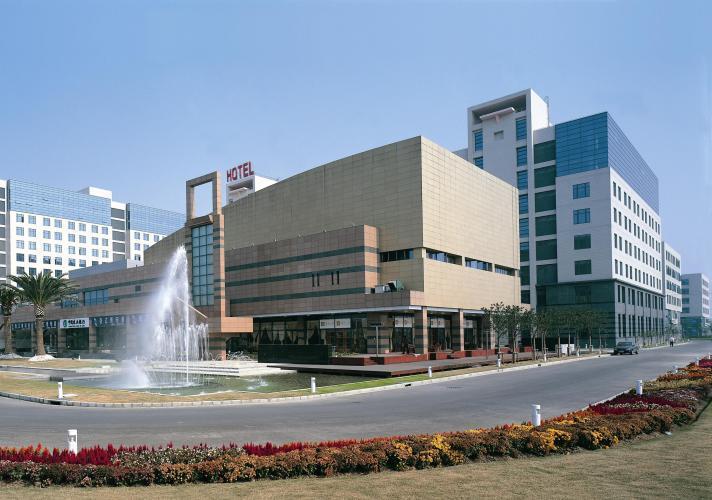 River Front Business Hotel Shanghai Exteriör bild